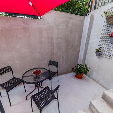 Apartmani Ujakovic Kaštela Exteriér fotografie