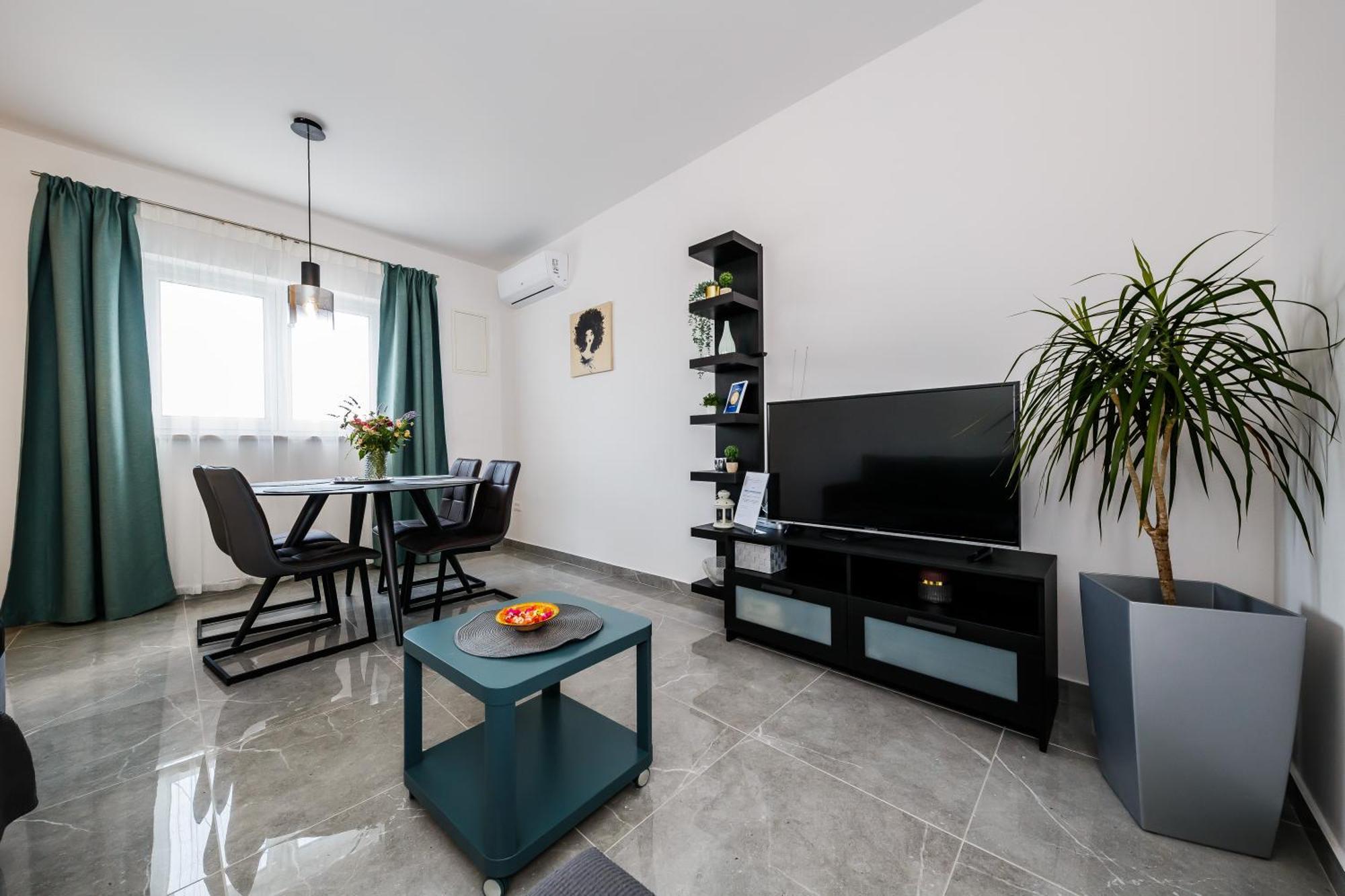 Apartmani Ujakovic Kaštela Exteriér fotografie