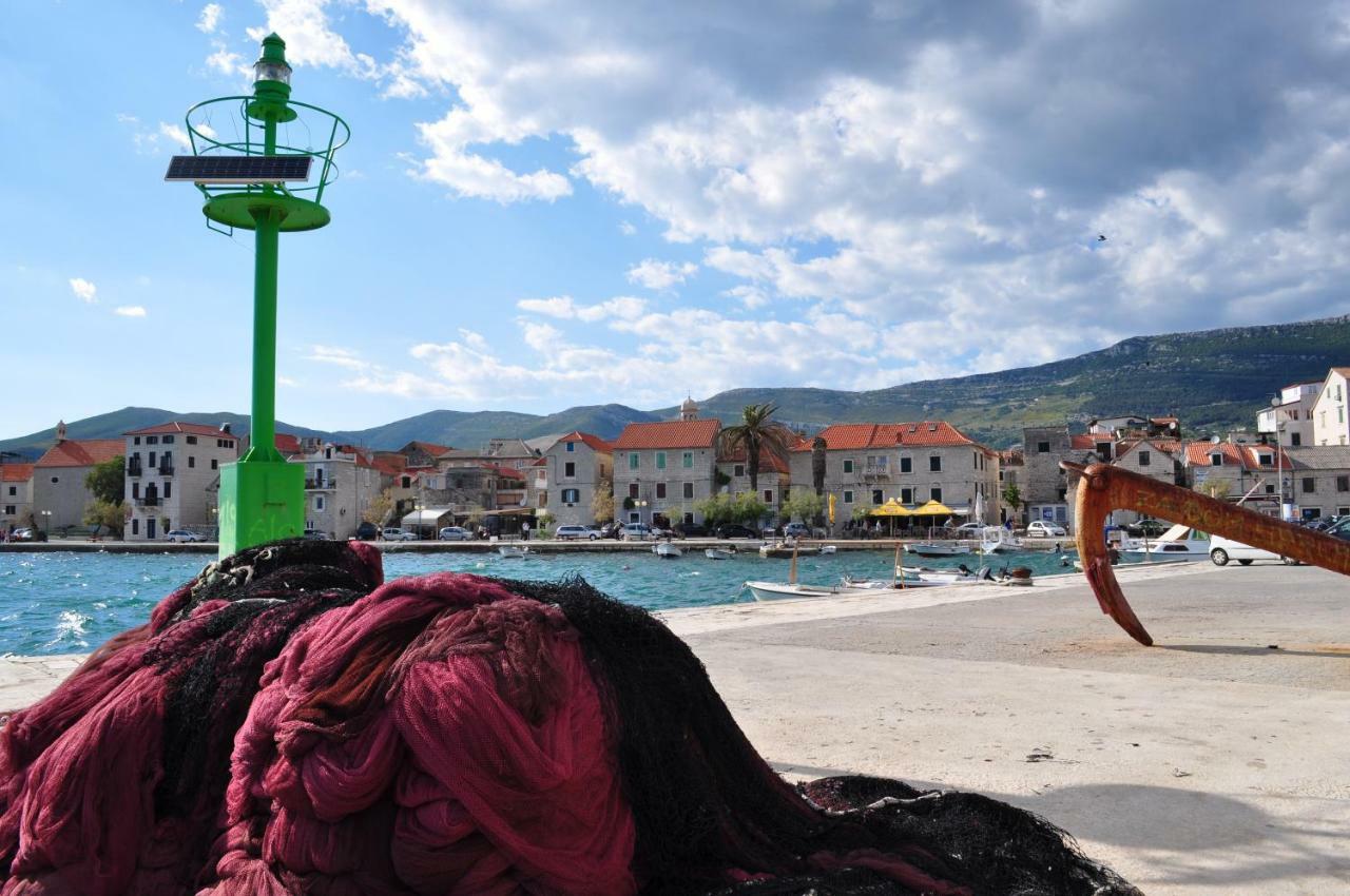 Apartmani Ujakovic Kaštela Exteriér fotografie