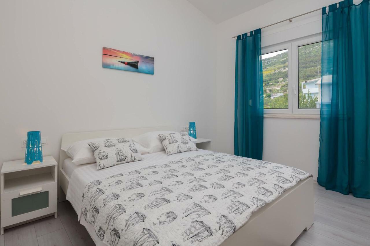 Apartmani Ujakovic Kaštela Exteriér fotografie