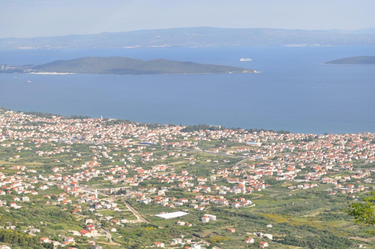 Apartmani Ujakovic Kaštela Exteriér fotografie