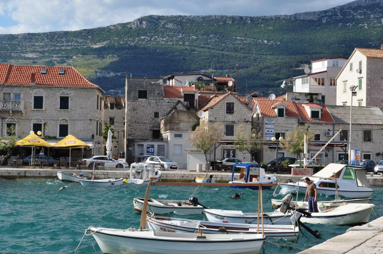 Apartmani Ujakovic Kaštela Exteriér fotografie
